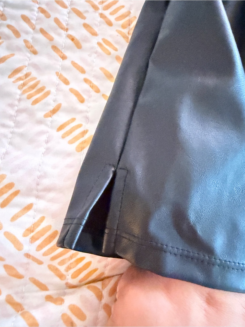 Wild Fable Black Faux Leather Mini Skirt XXL Y2K A-Line Vegan Leather NWT - Picture 7 of 7